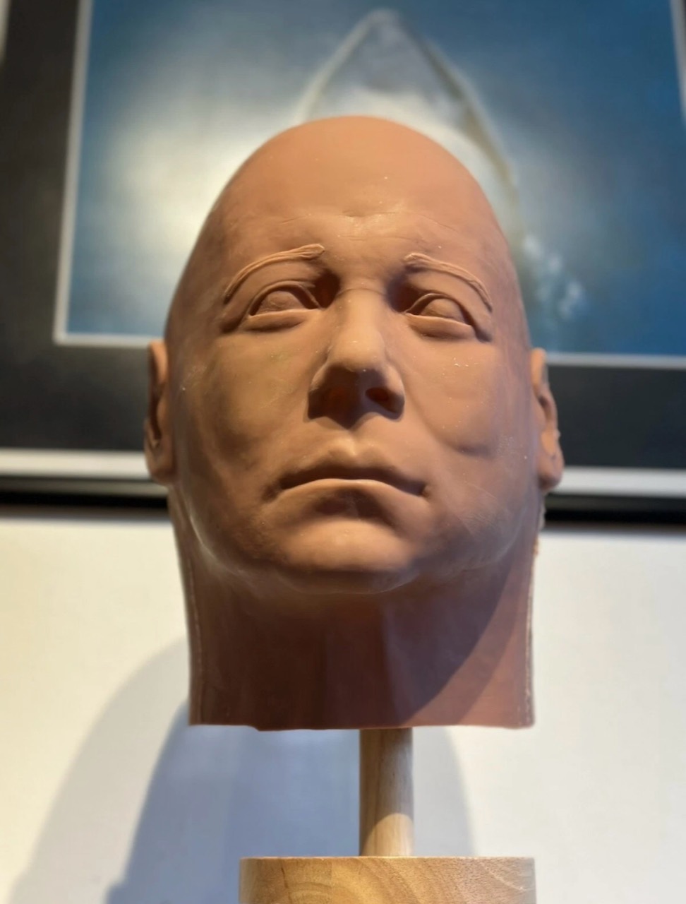 Dark Labs Cosmic Shape blank: Low front view showing the chin and facial contours.