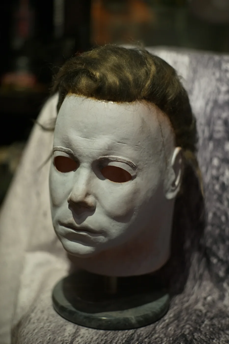 Dark Labs DL Kirk H1 Boogeyman finished mask close three-quarter view