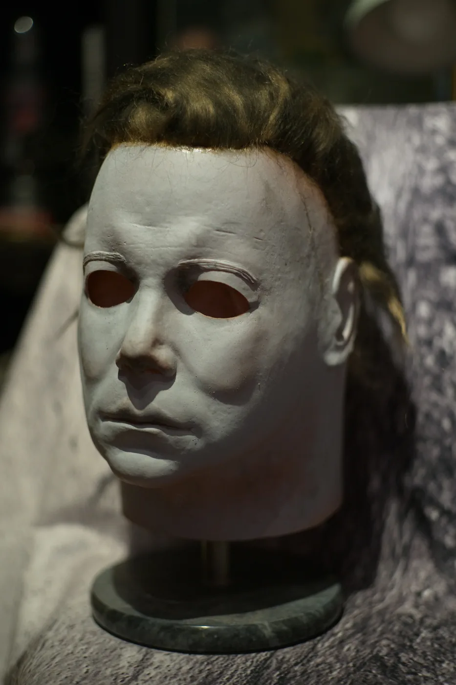 Dark Labs DL Kirk H1 Boogeyman finished mask angled close view