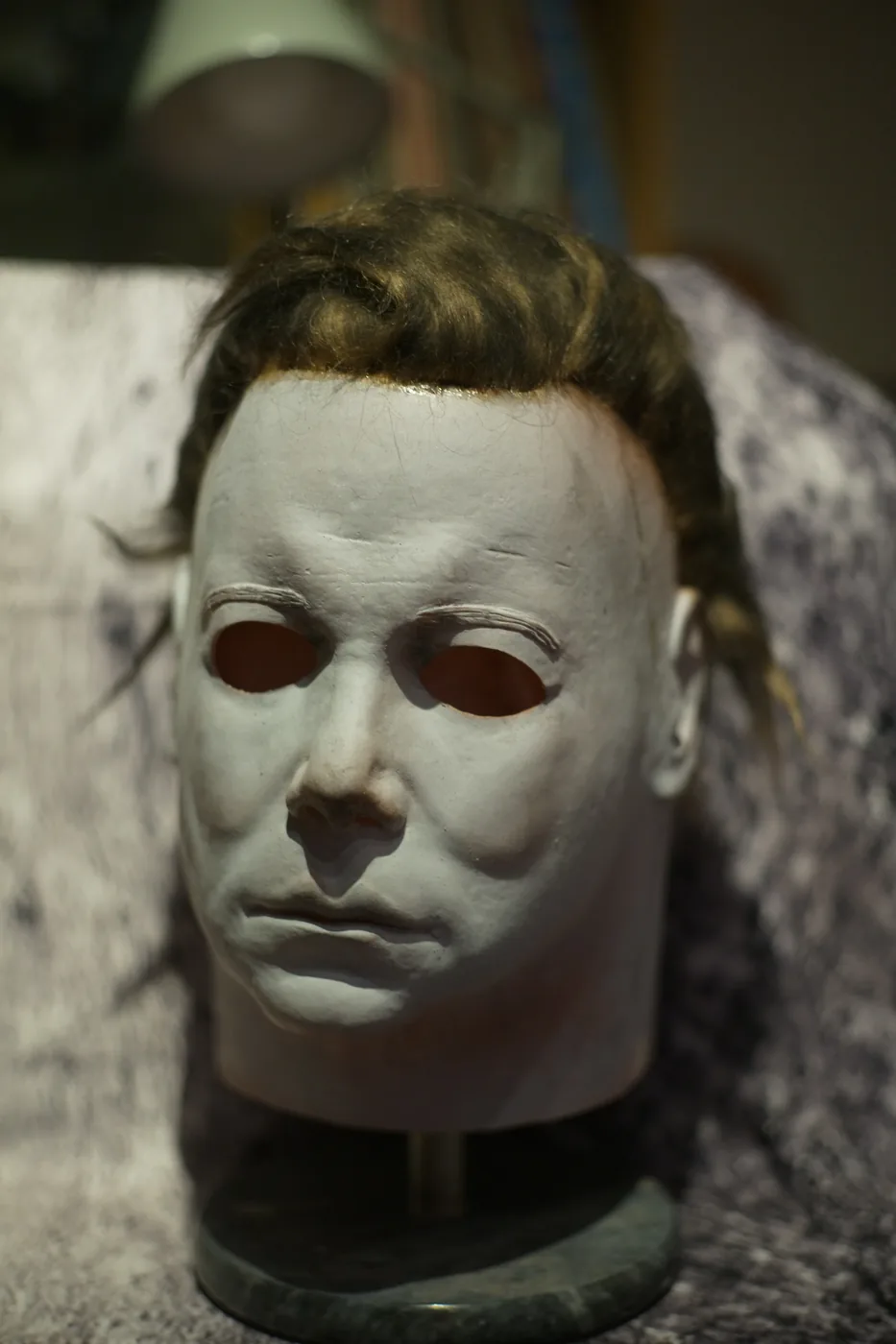 Dark Labs DL Kirk H1 Boogeyman finished mask hair detail view