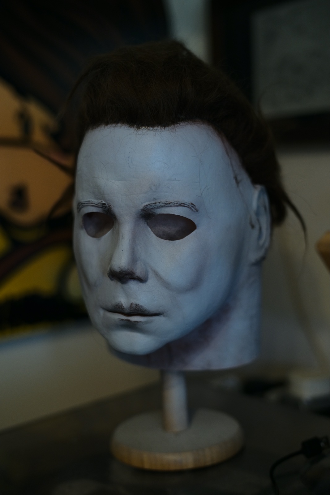 Dark Labs Warped75 H1 Boogeyman mask three-quarter left view